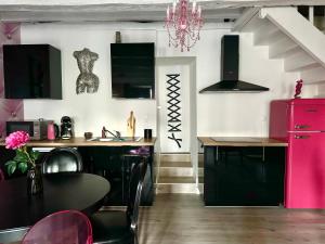 Caporizon-LovBNB-La seule Love House de Dordogne