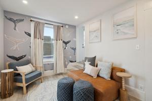 Newly Renovated Ocean Views Private Balcony