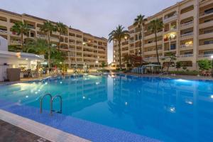 Los Cristianos Heated Pool Sea View AC