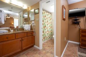 Phoenix III 3141 condo