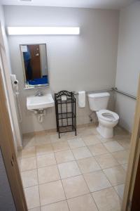 Queen Room - Disability Access - Non-Smoking room in Microtel Inn & Suites by Wyndham Searcy