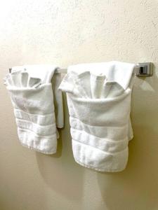 Steps 2 Beach - 5 Bedroom 3 Bathroom Villa