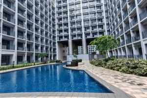 Condominium Staycation Near MOA & Airport
