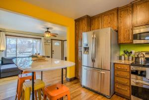 Cozy Gem Near Bike Trails & Downtown Pets OK