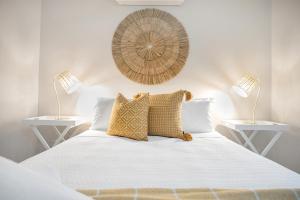 Serenity at The Edge A Private Poolside Apartment