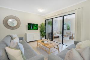 Serenity at The Edge A Private Poolside Apartment