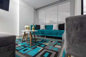 Corferia/USA Embassy/Beauty Apt