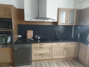 Maisons de vacances Gite Argenton-sur-Creuse, 5 pieces, 8 personnes - FR-1-591-357 : photos des chambres