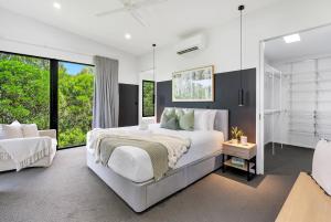 Ohana - The Ultimate Family Pool Escape