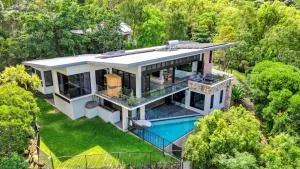 Ohana - The Ultimate Family Pool Escape - Kuranda