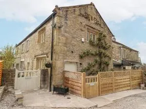 Pear Tree Cottage at Hey Farm - Salterforth