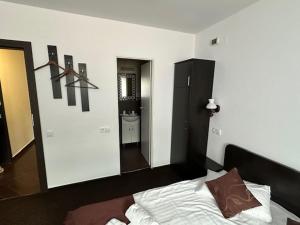 Pasul Schiorilor by Genco