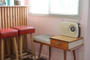 The ReTrO Beach Shack