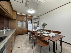 Luxes by b hotel - 2Br Apt for 10ppl Very Good Location