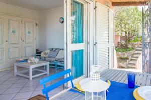 Blu Sea View Apt near La Conia Beach WParking!