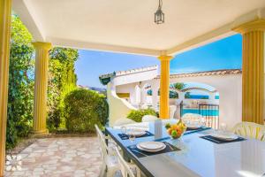 Villa Vista Mar by Abahana Villas