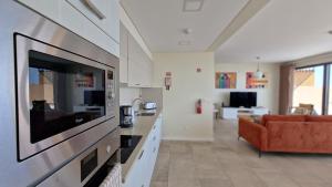 Eden Sun - A Modern Luxury Villa with a Panoramic View