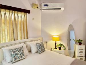 Crystal By The Beach Goa