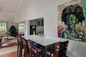 Pumbaa Farmhouse + Cottages