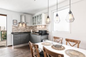 Casa Anna by Huskalia