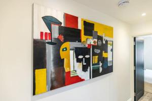 Flat 2, 161 Crescent Road Luxury Apartment