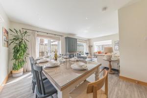 Cherry Garth HOT TUB HIRE AVAILABLE