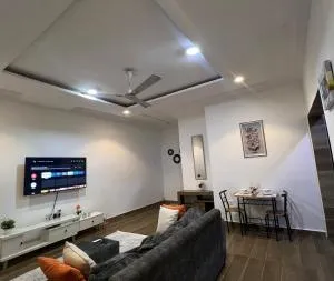 Cozy Haven Suite - Ofankor