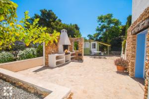 Villa Tuvalu by Abahana Villas