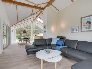 Holiday Home Antonette - 1-8km from the sea by Interhome