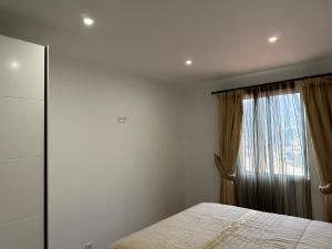 House Lourdes & Manuel