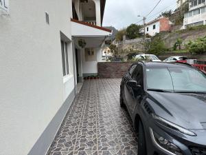 House Lourdes & Manuel