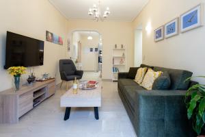 Luxury Apartment in Garitsa Bay