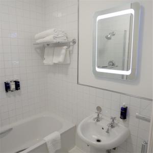Standard Double Room room in Bannatyne Hotel Darlington