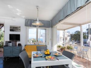 Apartment Graciosa by Interhome