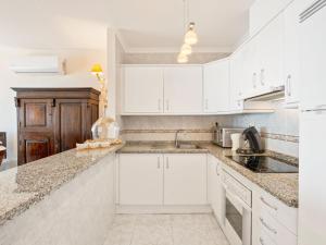 Apartment Panoramic Views by Interhome