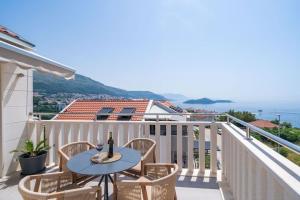 Apartment MarLo with nice views on the Adriatic!