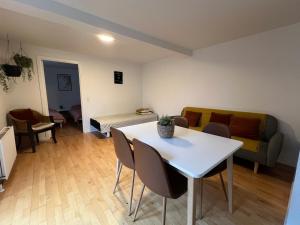 300meter walk to LEGO house - 70m2 apartment with garden