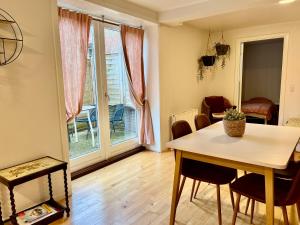 300meter walk to LEGO house - 70m2 apartment with garden