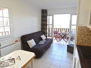 Studio Le village C3 215 by Interhome