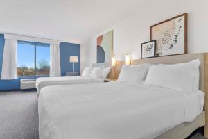 Queen Suite with Two Queen Beds room in Wingate by Wyndham Greensboro