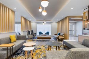 TownePlace Suites by Marriott Geneva at SPIRE Academy