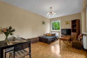 Warsaw Mokotów Studio - Balcony, Parking - by Rentujemy