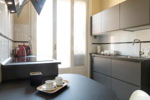Two-Bedroom Apartment - Via degli Arcimboldi 5