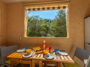 Studio Hauts de la Madrague-13 by Interhome