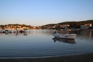 Ferienidyll in Lumbarda: Erleben Sie die Ruhe der kroatischen Küste