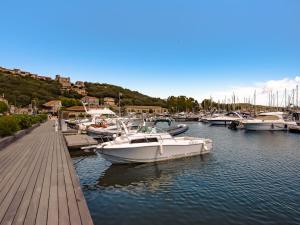Maisons de vacances Holiday Home Casa Mela by Interhome : photos des chambres