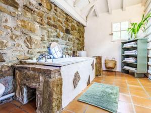 Maisons de vacances Holiday Home Mendizolako by Interhome : photos des chambres