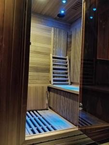 Appartements CINEMA ROOM L-Experience unique montagnarde LE COCON 1km lac d-Annecy : photos des chambres