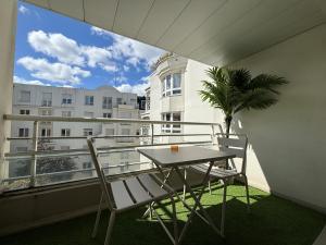 F2 calme et lumineux avec balcon au cœur du Vieux Lille