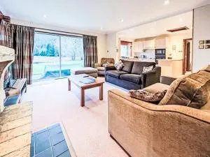 Chalet Oich View by Interhome - 雷特芬莱